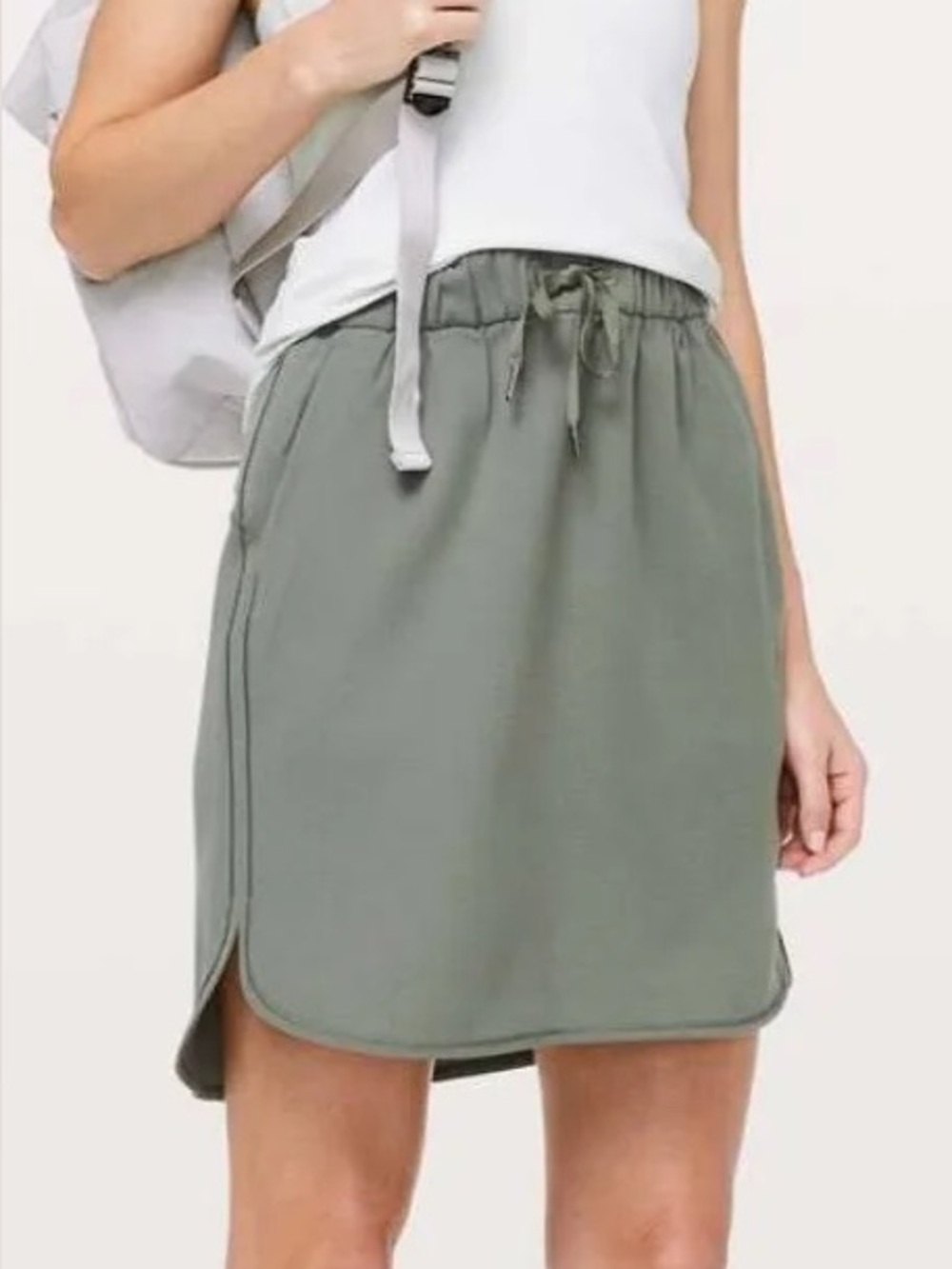 Lululemon On The Fly Skirt *Woven Size 4